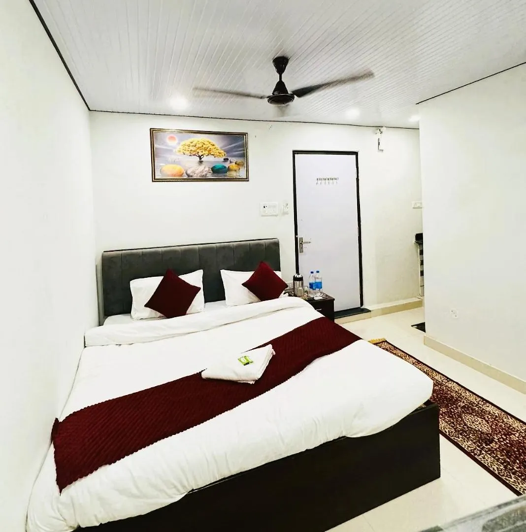 Feriested Near Chandghanta Gali Hotel Ganga Heritage Varanasi
